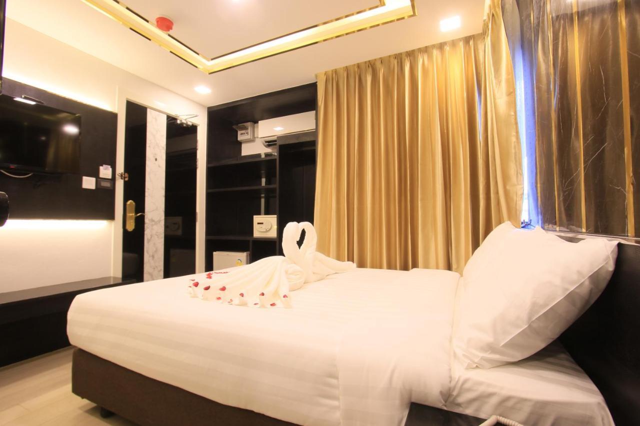 Pratunam Atrium Hotel Bangkok Exterior foto