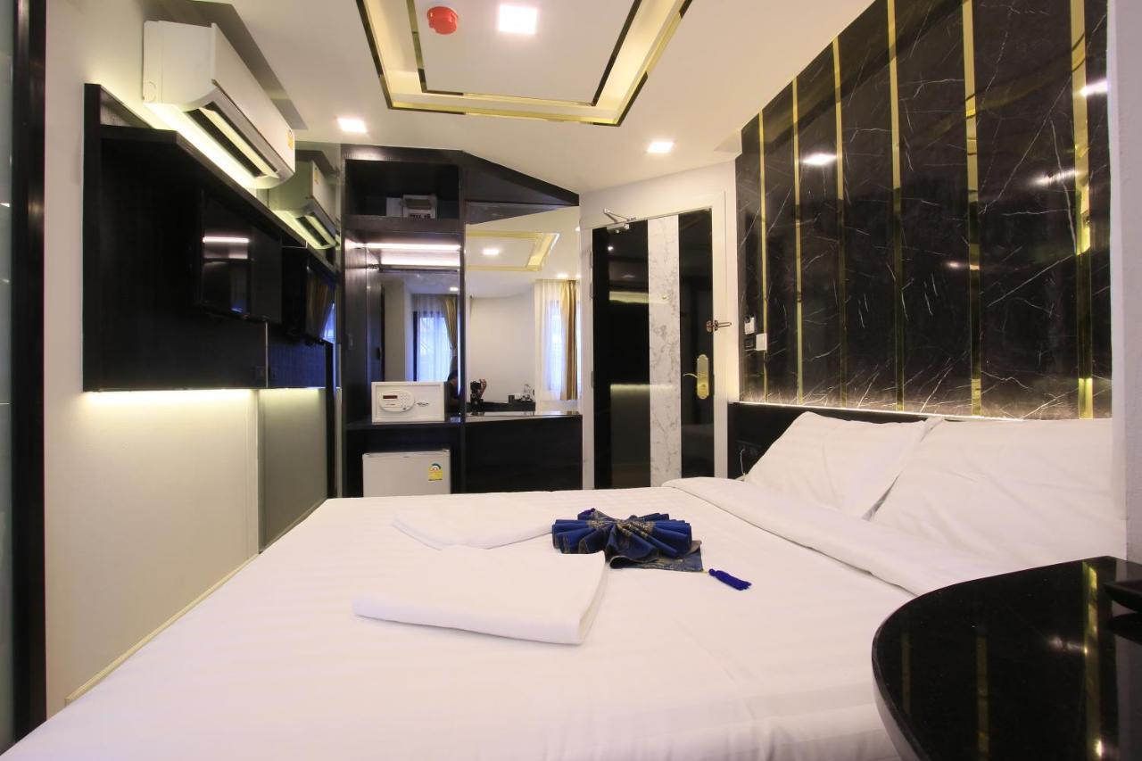 Pratunam Atrium Hotel Bangkok Exterior foto